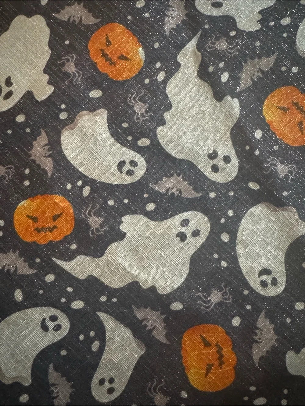 Cynthia Rowley Curious Halloween Metallic Round Tablecloth 70